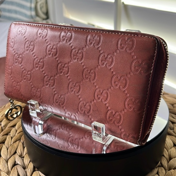 GUCCI Zip wallet - Picture 1 of 11